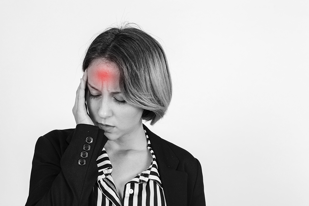 businesswoman-with-headache.jpg
